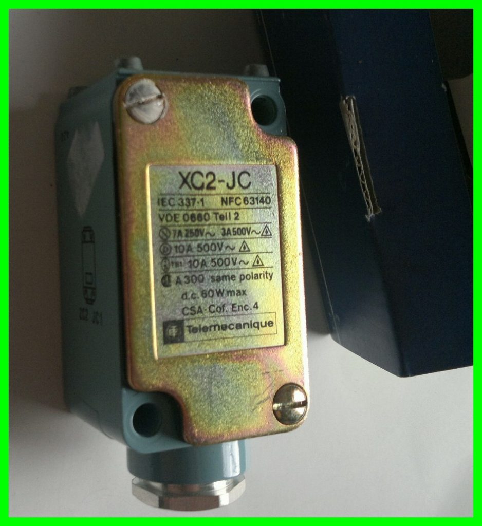 Telemecanique XC2-JC 4